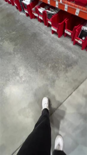 4.4K views · 35 reactions | Check out the iPad Pro 2022! It's the most expensive iPad we have in stock and it's worth every penny--it's packed with all the latest and greatest features, like the M2 chip for crazy-fast speeds, making it the perfect substitute for your computer. | Plug - Shop Tech | Facebook