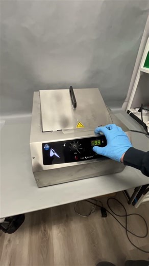 Lab Armor Water Bath 20 L Digital with 10 lbs of Lab Armor Beads