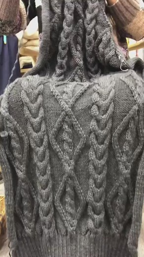 #handmadesweter #sweater #knitsweater #needlework #craftsman #中国匠人 #手工编织毛衣 #tiktok #fyp #viral