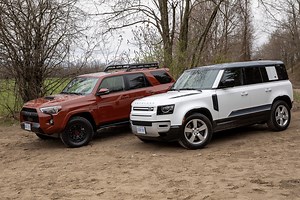 Off-Road Comparison: 2024 Toyota 4Runner vs Land Rover Defender | Reviews
