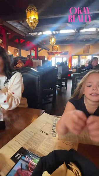 Military dad’s surprise return home leaves daughters in tears