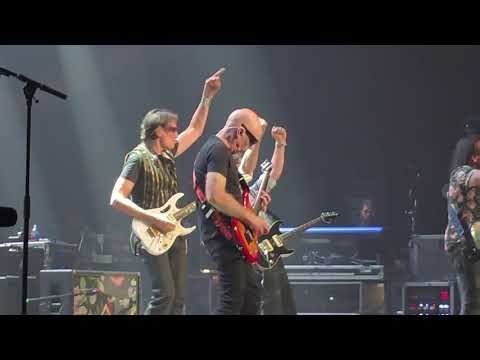 SATCHVAI BAND///// STEVE VAI AND JOE SATRIANI and KENNY ARONOFF IN LAS VEGAS 4/11/26
