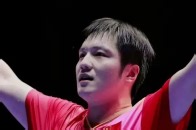 樊振东获2025年度大本钟奖金球十大杰出华人青年奖荣誉，目前已回国，全力备战全运会_腾讯新闻