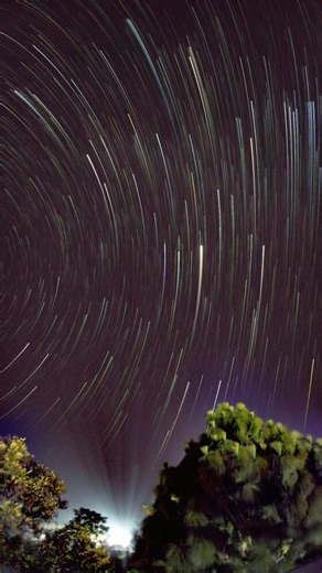 Amazing Star Trails created with 450 pictures of night sky #stars