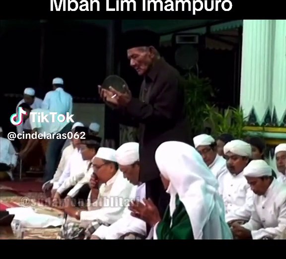 Ya Allah Yang Maha Sutradara Engkaulah segalanya ( Mbah Wali Jadzab Muslim Imampuro)