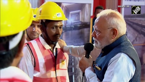 PM Modi interacts with 'Shramiks' involved in construction of Dwarka Expressway