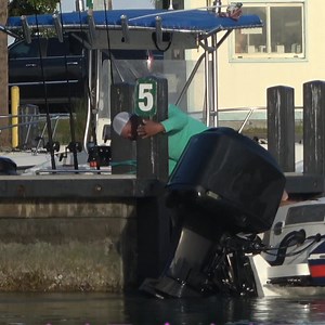 Whole New Meaning to Solo Docking. #boatramp #boating #boatlife #boatrampfails #solo #dock #attheramp #forgotsomething #whereistheboat #forgottheboat #nolines #hewentforit #leapoffaith #poleoffaith #heldon #didntletgo #foolish #linesarestronger #newmeaning #getmeoffthisthing #hahaha #allday #everyday #onlyintheMIA #miami #miamibeach #miamidade #miamidadecounty #boynton #boyntonbeach #palmbeach #palmbeachcounty #southflorida Broncos Guru Wavy Boats | Miami Boat Ramps