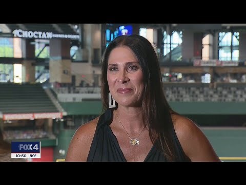 Rangers field reporter Emily Jones talks about Globe Life Field and sports during the pandemic