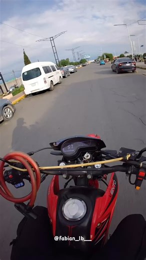 1.2K views · 66 reactions | A últimas a ver a Kien le duele más  . . . @0ea._.rl0  @rootsc0mpany  . . #moto #motovlog #motovlogs #bike #fypシ❤️❤️ #reel #parati #accidents #observacionesdiarias #gopro | Fabian LB | Facebook