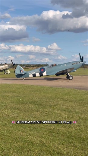 🇬🇧 SUPERMARINE SPITFIRE XI PL983 🇬🇧 Aircraft Restoration Company Imperial War Museum Duxford That.Spitfire.Bird #ww #supermarinespitfire #spitfire #aircraft #aviation #warbird #battleofbritain #warbirds #avgeek #raf #supermarine #aviationphotography #f #royalairforce #aviationlovers #planes #instaaviation #warbirdphotography #airshow #duxford #warbirdsofinstagram #spitfires #vintageaviation #history #aircraftphotography #instagramaviation #hawkerhurricane #worldwar #vintageaircraft #rollsroy