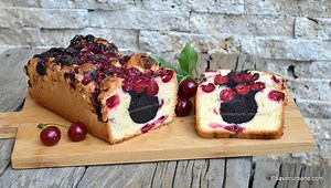 Chec marmorat cu vișine și cacao - rețeta de chec în 2 culori