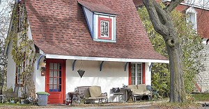 What is Considered a Small House? (Handy Size Guide)