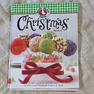 Vintage Gooseberry Patch Christmas Book 12