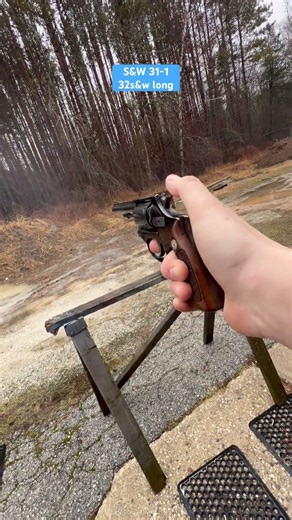 Smith & Wesson 31-1 (32s&w long) #smithandwesson #revolver #pewpew #review #vintage #collection #fun