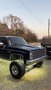 3.4K views · 2.9K reactions | Check out this Awesome 1987 Chevrolet K20 Silverado! 落 Owner: Blake Ownens —————————————————— FOLLOW Ultimate Squarebody for more content like this! | Ultimate Squarebody | Facebook