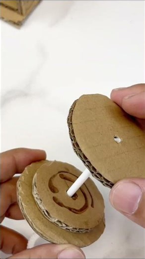 DIY Hand -Powered Cardboard Elevator #diy