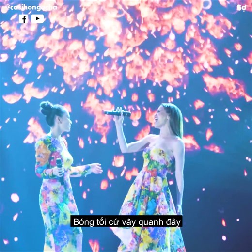 Sợ bóng tối ghé qua nơi này Bóng tối cứ vây quanh đây Tô ngây thơ bằng những dối lừa... Cre: Sợ - Thu Minh ft. Hồ Ngọc Hà (Live Version - ELLE Style Awards 2017) #HoNgocHa #ThuMinh #So #Live #ChauDangKhoa #DuongKhacLinh ❤️ | Ho Ngoc Ha