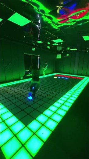 Pixel game grid floor led play | Led floor game #gameplay #gamechallenge #ledfloor #usa