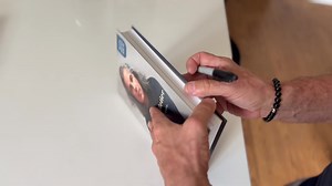 Livre “Il est venu le temps”, CD “… Car le temps est venu” et Édition spéciale Livre/CD en vente dès maintenant! Versions autographiées ou dédicacées, en vente exclusivement au https://www.brunopelletier.com/boutique/ * Pour les versions dédicacées, veuillez confirmer le nom de la personne dans la section note. Merci | Bruno Pelletier