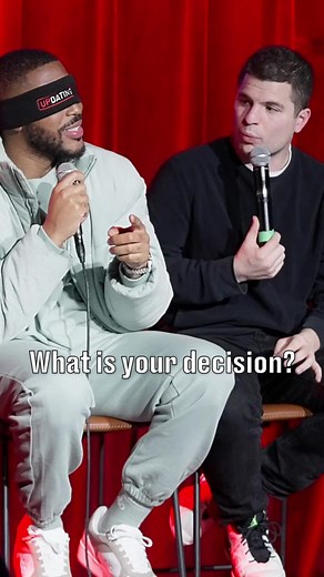 Blindfolded Dating Show - Karolina vs. Daria Decision Revealed!