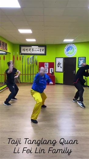 La “Li Fei Lin Italia” è una filiale diretta della scuola di Laiyang, Shandong, Cina. Attraverso il Maestro Li Feilin, insegniamo il Taiji Tanglang Quan della famiglia del Gran Maestro Wang Yushan, riconosciuto come una delle tre montagne di Laiyang. I corsi sono diretti dal Maestro Alessandro Parapetti, Referente e Responsabile Tecnico per l’Italia del Maestro Lì Fei Lin. #kungfu #wushu #tanglang #lifeilin #taijitanglangquan