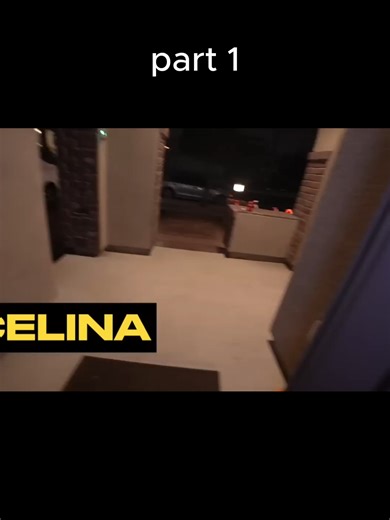 How Does the Toy Move? Discover Fun with Santa Claus