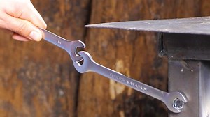 Outils De Réparation Et Astuces De Bricolage Utiles Pour Toutes Les Situations: | Les Cracks du Bois