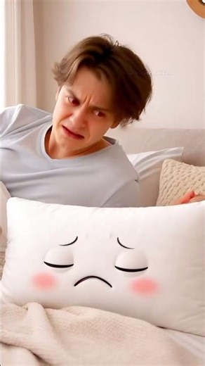 సరైన దిండు ఉంటేనిద్ర బాగుంటుంది…నిద్ర బాగుంటేజీవితం బాగుంటుంది 😴✨