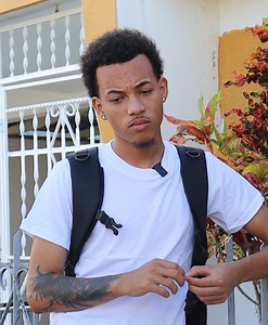 51K views · 892 reactions | Fingio irse hacer un trabajo que le tomaria tiempo para poner a prueba a su prima | Bryan Ltv | Facebook