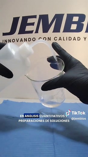 Ejemplos Prácticos del Agua Estéril y Destilada