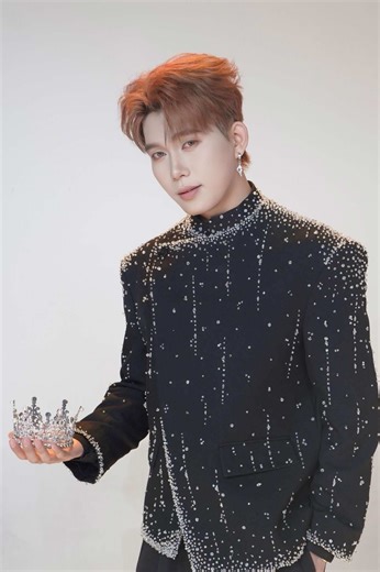 This post is long overdue because life has been so busy lately, but I really wanted to take a moment to congratulate some very special people ❤️ First of all, To my Anh yêu @Beacon 👼🏻 , congratulations on getting Top 1 in ST BATTLESTAR for February 🫶🏻 February is such a important month for me, which is why I wanted to surprise you with the 1M coins. You have never once forced or pressured me to gift so much. In fact, you always ask me to save and prioritize myself which I truly appreciate an