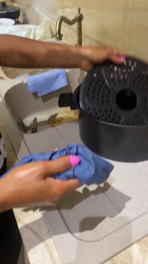 Effective Techniques for Cleaning Your Kitchen Sink