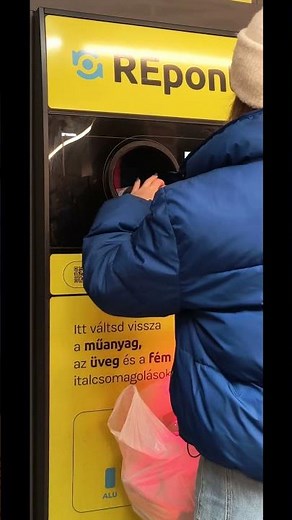 How a Bottle Recycling Machine Works: Collect & Recycle Easily♻️@REpont #recycle #earth #cleaning