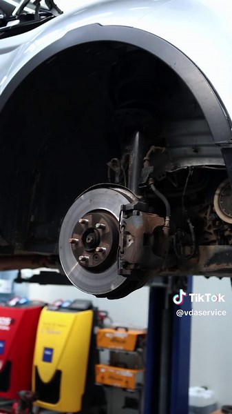 🚗💨 Visezi la o mașină perfectă? Vino la noi pentru revizii, reparații și întreținere! 🛠️💯 Ai nevoie de un service auto de încredere? Echipa noastră este aici să îți ofere cele mai bune soluții! 🚙🔧 #ServiceAuto #RevizieAuto #MasinaTa #ReparatiiAuto #EchipaDeIncredere #AutoRepair #Motivatie #Soferi #TikTokAuto