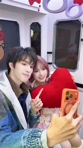 Impressive Pose Master: Watch This Pro in Action