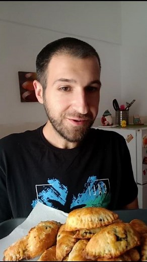 Απίθανα Σπανακοπιτάκια με Ζύμη Γιαουρτιού | Εύκολη Συνταγή με 3 Υλικά!! 💕