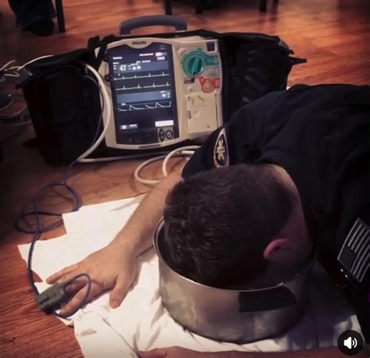 Demonstrating the Mammalian Diving Reflex to the EMT-Basic Academy. The "Diving Reflex" is a reflex of humans, other mammals, reptiles, and birds, triggered by immersion in cold water, that slows the heart rate and diverts blood flow to the brain, heart, and lungs: serves to conserve oxygen until breathing resumes and to delay potential brain damage. It will only work if the water is below 70 degrees Fahrenheit, 21.11 degrees Celsius. Pay special attention to my heart rate. It starts off as 103 