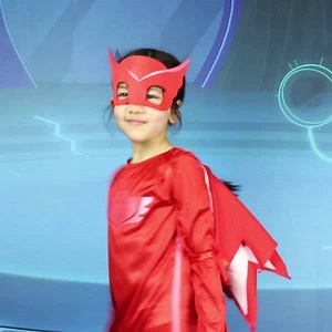 12K views · 273 reactions | It's craft time! Your little one will fly like Owlette in these do-it-yourself wings! 黎 | PJ Masks | Facebook
