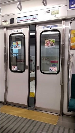 【首都圏新都市鉄道】つくばエクスプレスTX-2000系量産車・1次増備車ドア閉め