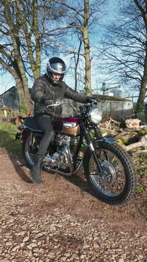 Win this 1969 Triumph TR6 Trophy 650cc TT Special + £500