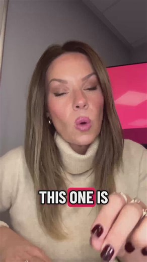 Woman catches boyfriend on camera beating her cats