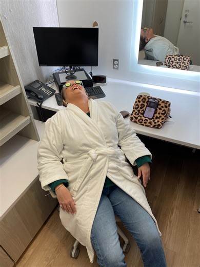 If you need us, we'll be busy prioritizing wellness this month... 😉🧖‍♀️✨ Tune in to the below shows throughout the month with Program Host, Mary DeAngelis & shop everything you need for a wellness reset on QVC! 🥗🧘‍♀️🍎🔆 Today (1/2): 8Greens - Greener Eating at 11am ET 1/9: Power Life w/ Brooke Burke at 11am ET 1/16: Ancient Nutrition at 11am ET