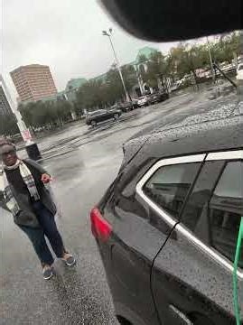 Locked out with no Phone or Keys. I had to go find this customer. #roadside #automobile #shorts #fyp