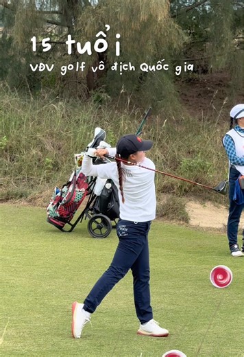 Cố gắng trong golf với Le Chúc An