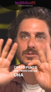 139K views · 2.5K reactions | Luca Marinelli, intervistato durante il Locarno Film Festival, ha condiviso il suo profondo legame con il cinema, rivelando il fascino che la settima arte esercita su di lui. L’attore romano ha raccontato come il cinema rappresenti per lui una forma d’espressione unica, capace di trasmettere emozioni e raccontare storie che colpiscono l’animo umano. | I Soliti Cinefili | Facebook