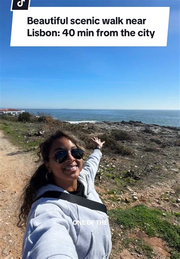 Scenic Coastal Walk from Lisbon to Praia da Cresmina