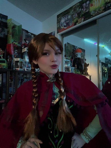 Elaborate Frozen Anna Cosplay Ideas