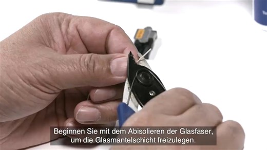AWS Fusion Splicing Primer – Lab Skills – Prep / Stripping – Prepare the Fiber (Stripping) (DE)