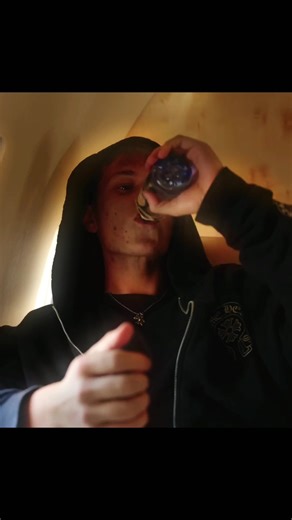 Follow the main account on IG: @brezscales hello I am Brezscales #brezsacles #usa #brez #edit