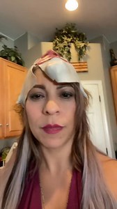 MEXICAN MOMS GETS REVENGE ON SON‼️😡😡😂😂😂 IG/TWITTER:@relaxedbryan😎😎#viral#funny#foryoupage#pendejo#like#follow#crazy#mexicanmom#fyp#mexican | Relaxed Bryeez